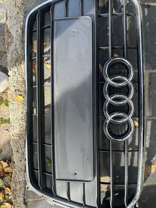 parrilla delantera  audi a4 b8.5