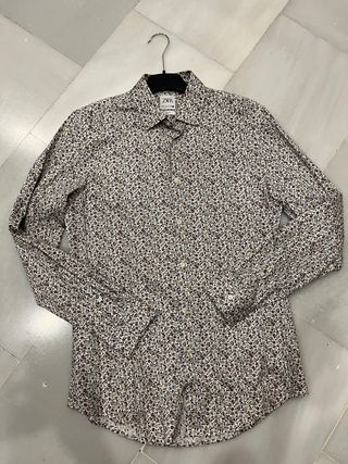 Camisas Zara.