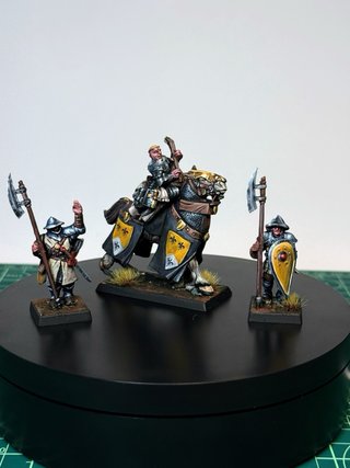 Pintor de miniaturas por encargo