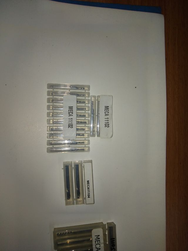 molte frese CNC con elica sinistra