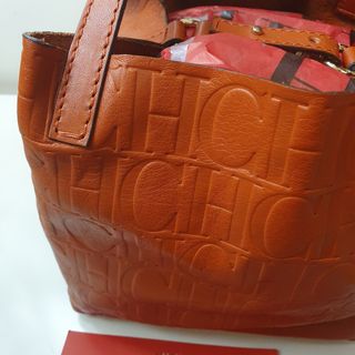 Bolso Carolina Herrera MATRYOSHKA XS Teja