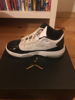 Jordan Max Aura 2