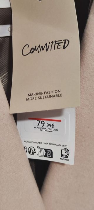 Nuevo Abrigo de lana de Mango