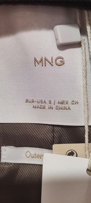 Nuevo Abrigo de lana de Mango