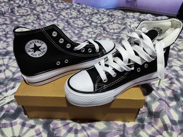 Bambas negras y blancas