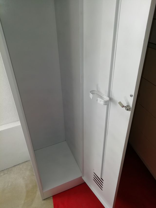 Cacifo metálico duplo