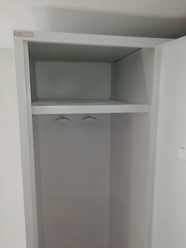 Cacifo metálico duplo