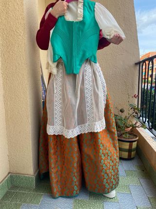 ESPECTACULAR Traje Fallera Huertana