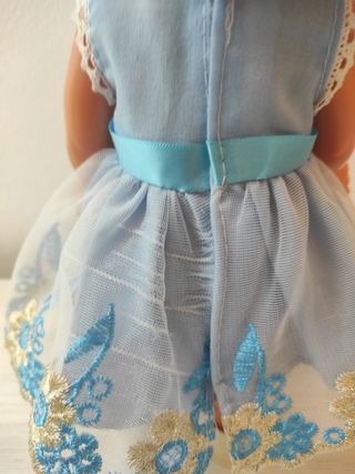 Muñeca antigua Famosa