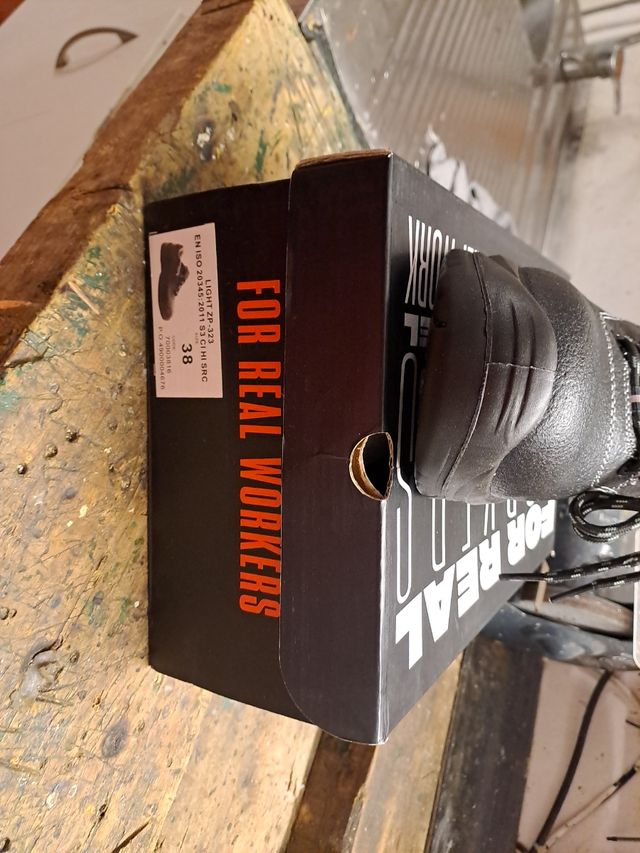 ZAPATOS DE SEGURIDAD - N-38