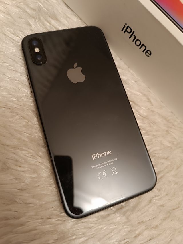iPhone X