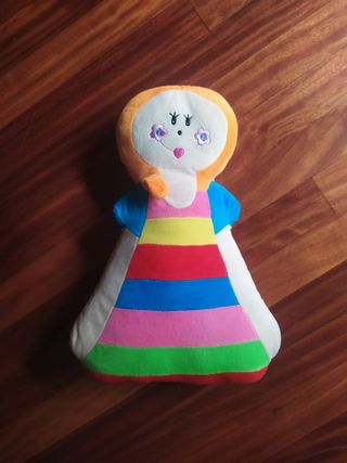 Cojín / muñeca peluche.