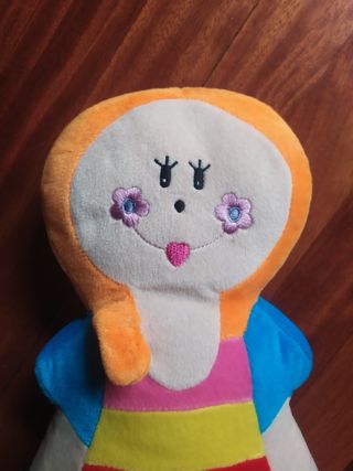 Cojín / muñeca peluche.