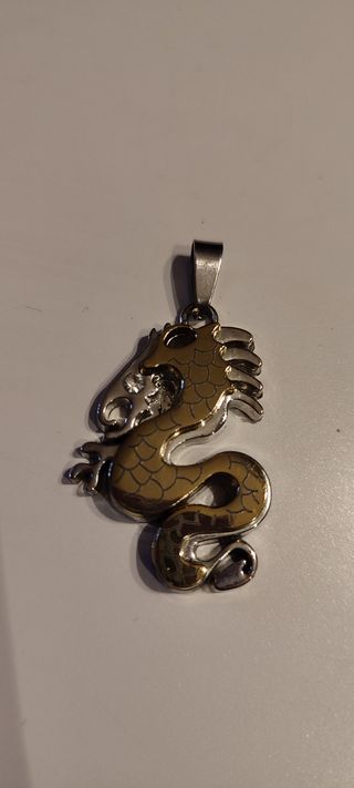 Colgante dragón acero