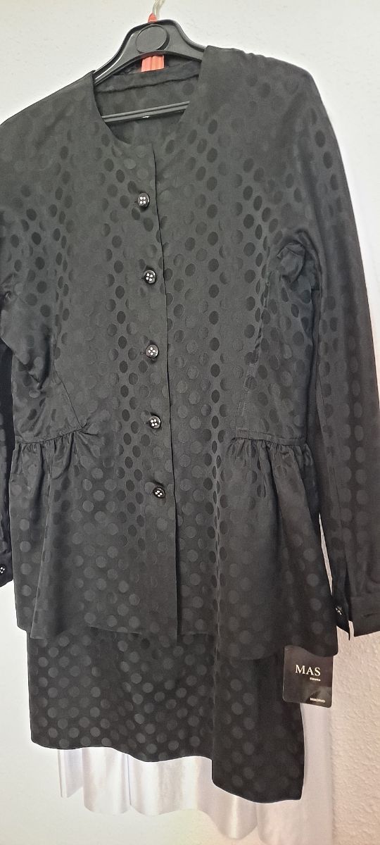 Vestido chaqueta fiesta. A estrenar T44