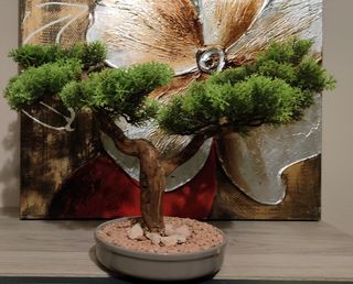Bonsai artificial realizado a mano.