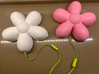 2 luces de pared Flor de Ikea
