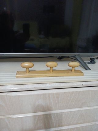 PERCHA MADERA PARED