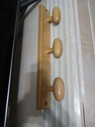 PERCHA MADERA PARED
