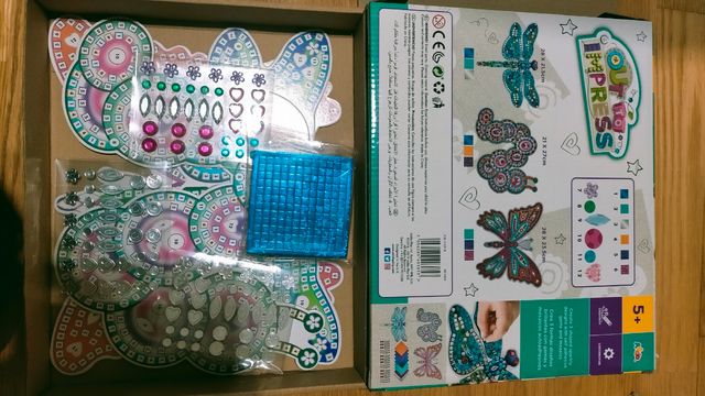 LOTE DE MANUALIDADES, cuentas, imanes, pegatinas