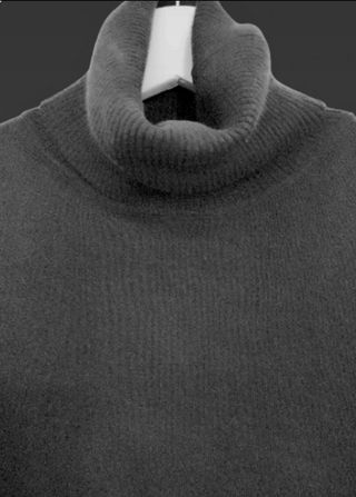 Jersey negro de cuello vuelto "Only". 