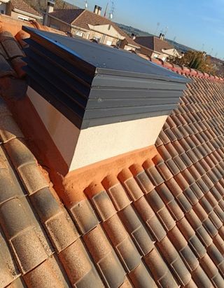 
Reparación e instalación de cubiertas y tejados.