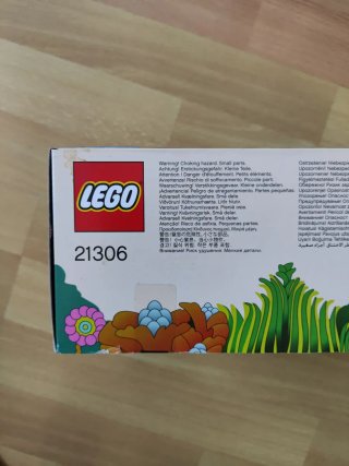 Lego Submarine Beathes.