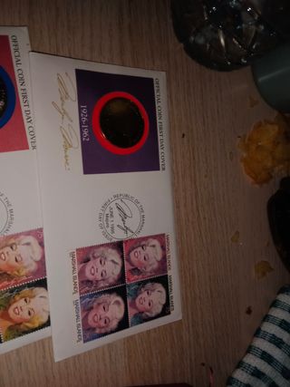MONEDAS Y SELLOS MARILIN MONROE