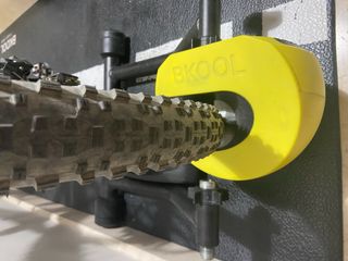 Rodillo inteligente Bkool smart pro 2