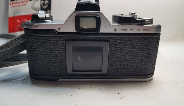 Pentax MX con objetivo PENTAX-M 1:1,7/50mm+filtros