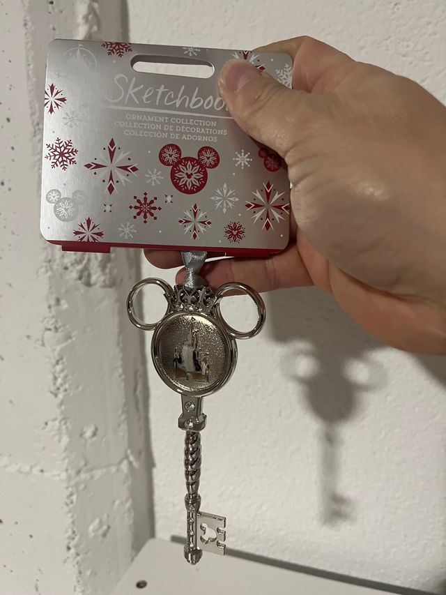 ornamento Disney Llave NUEVO