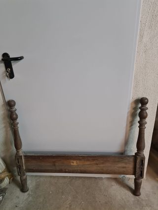 Pareja camas antiguas macizas pequeñas RESTAURAR