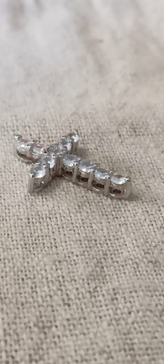 Colgante cruz plata 925 y circonitas cúbicas