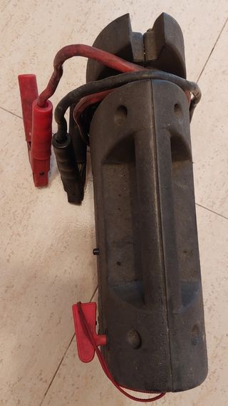 ARRANCADOR DE BATERÍA VEHICULO
