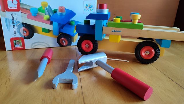 Camión madera piezas