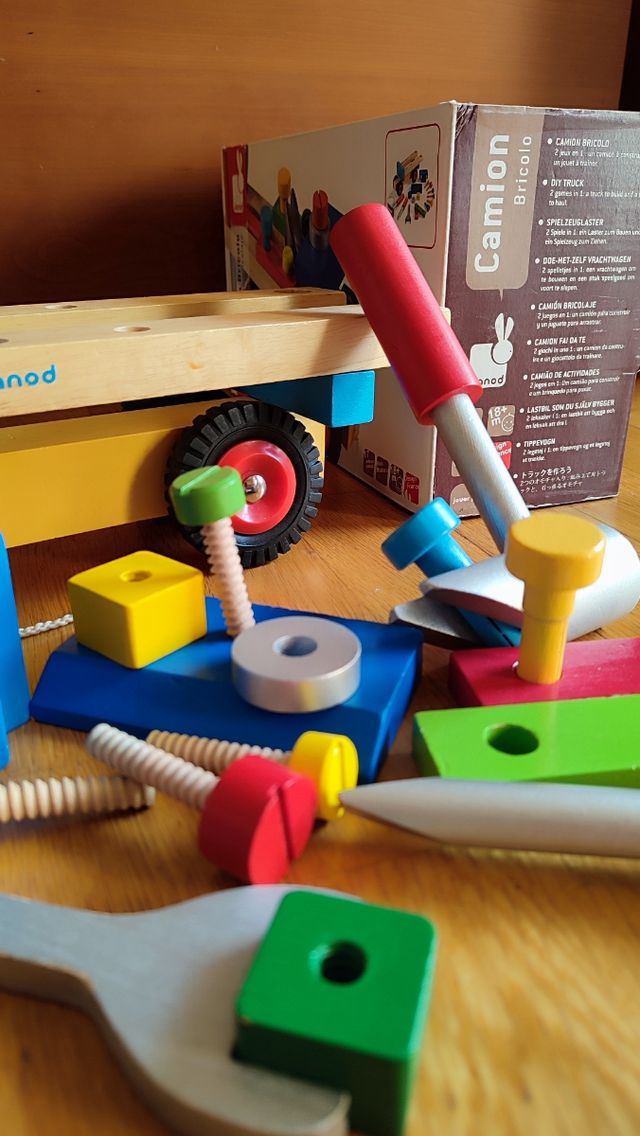 Camión madera piezas