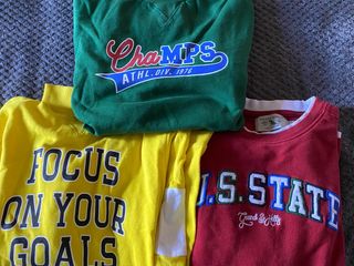 Tre magliette 10/12 anni