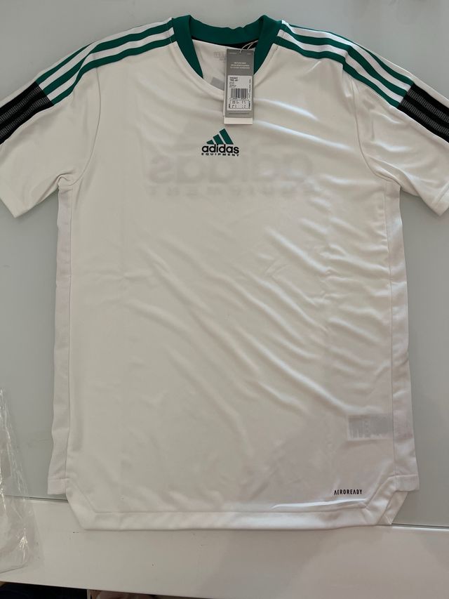 camiseta Adidas