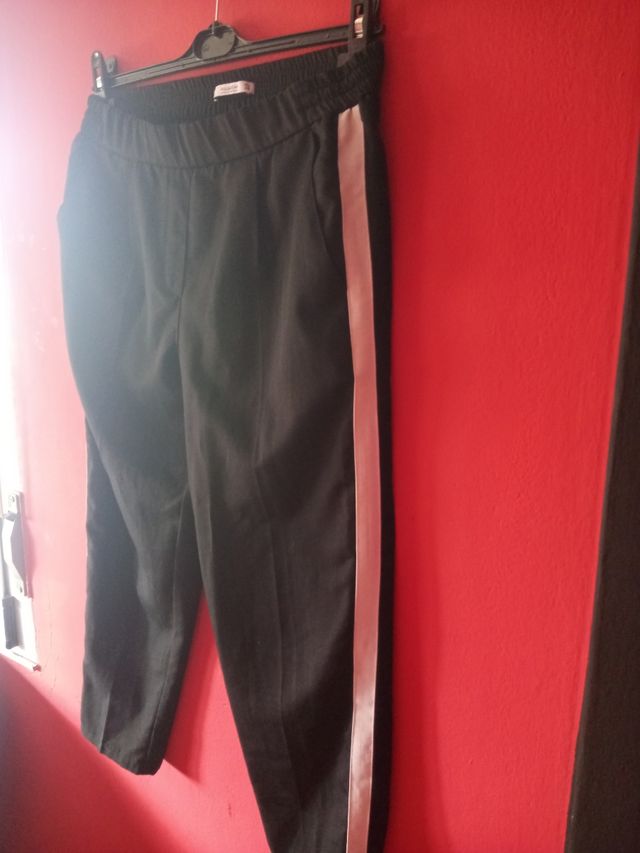 Pantalón pitillo talla M