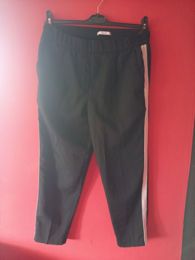 Pantalón pitillo talla M