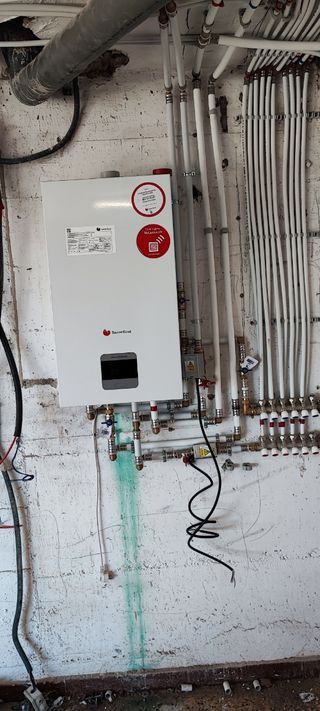 Electricista,lampista, calderas, frigorista.reform