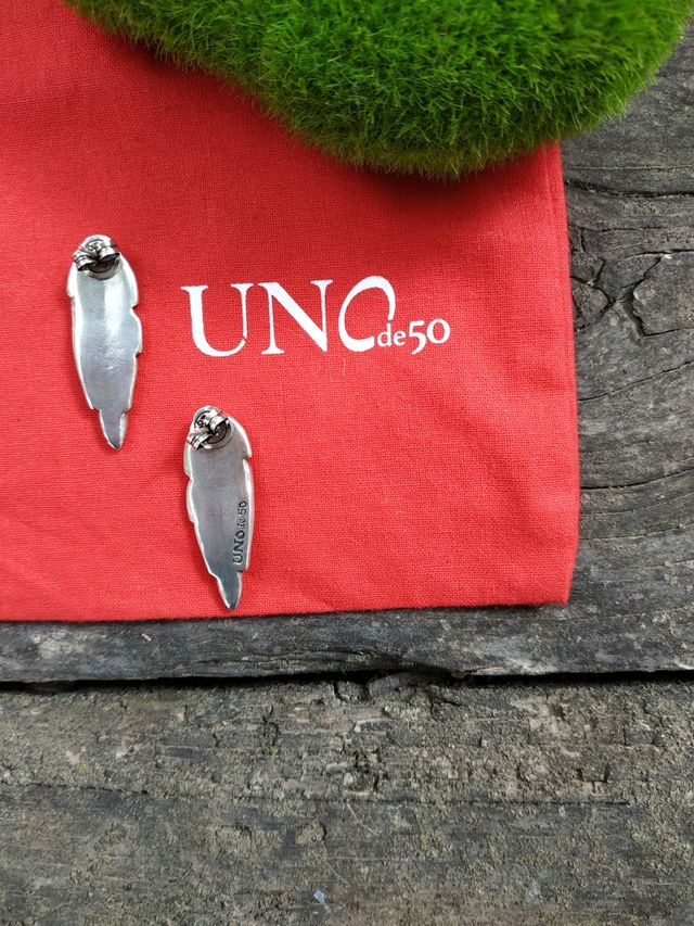 Pendientes Uno de 50