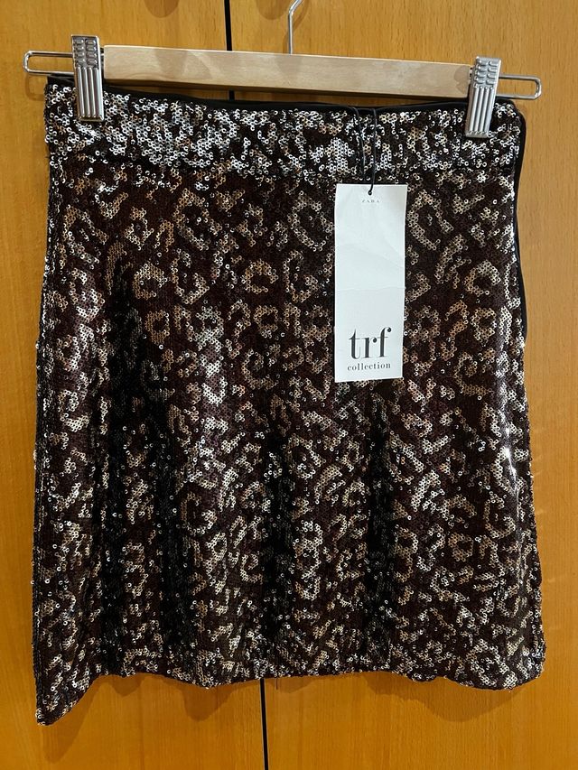 Falda Zara lentejuelas leopardo