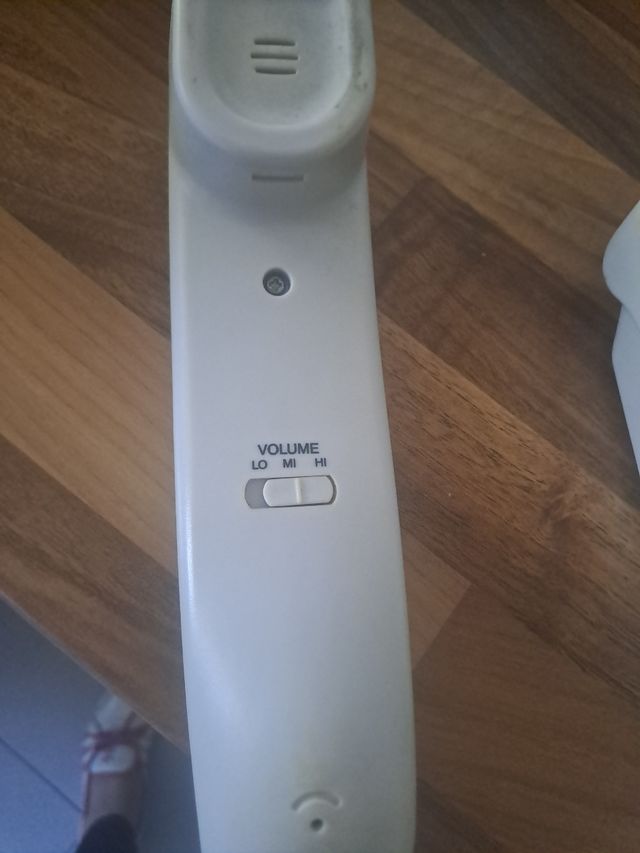 Teléfono analógico fijo