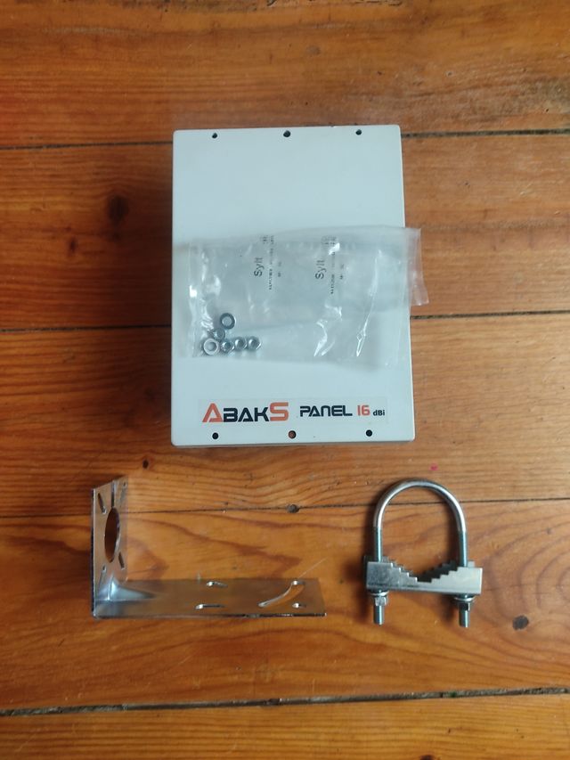 Pannello antenna wifi 16 dbi