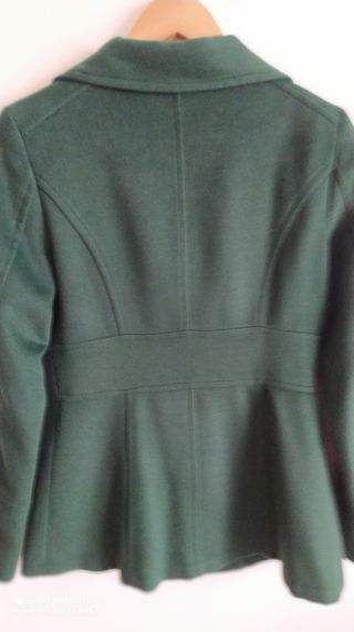 Chaquetón verde cruzado 