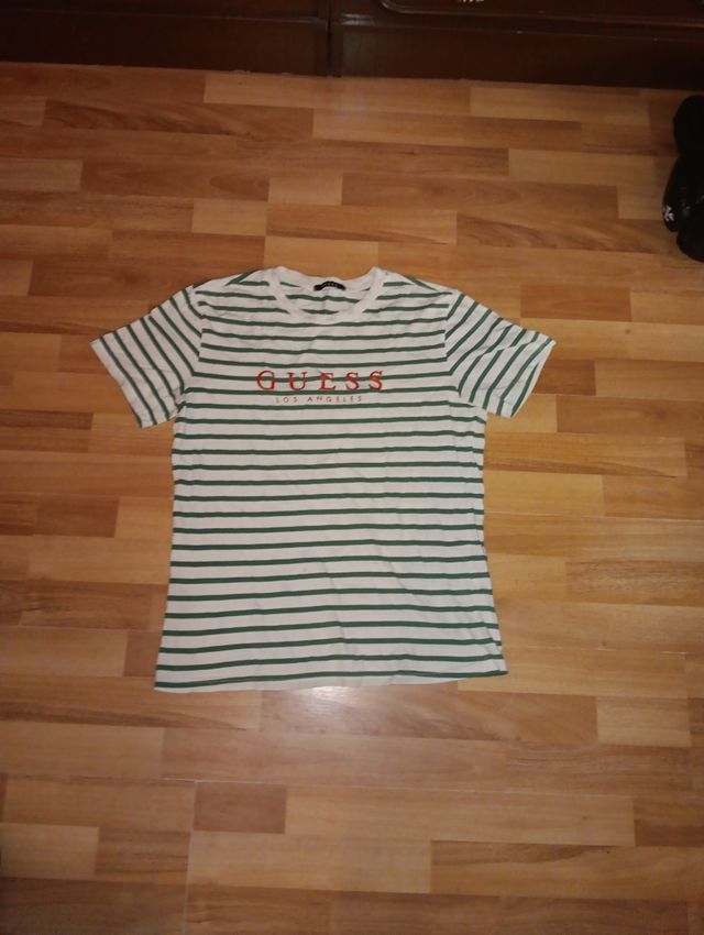 Camiseta Guess