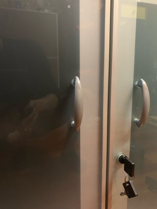 mueble diseńo para oficina