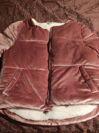 Cazadora aterciopelada con borreguillo interior