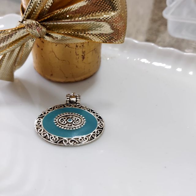 Ciondolo turchese